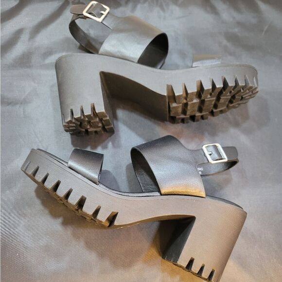 BRAND NEW MADDEN GIRL G-STARRY BLOCK HEEL OPEN-TOE PLATFORM SANDAL - Picture 8 of 10